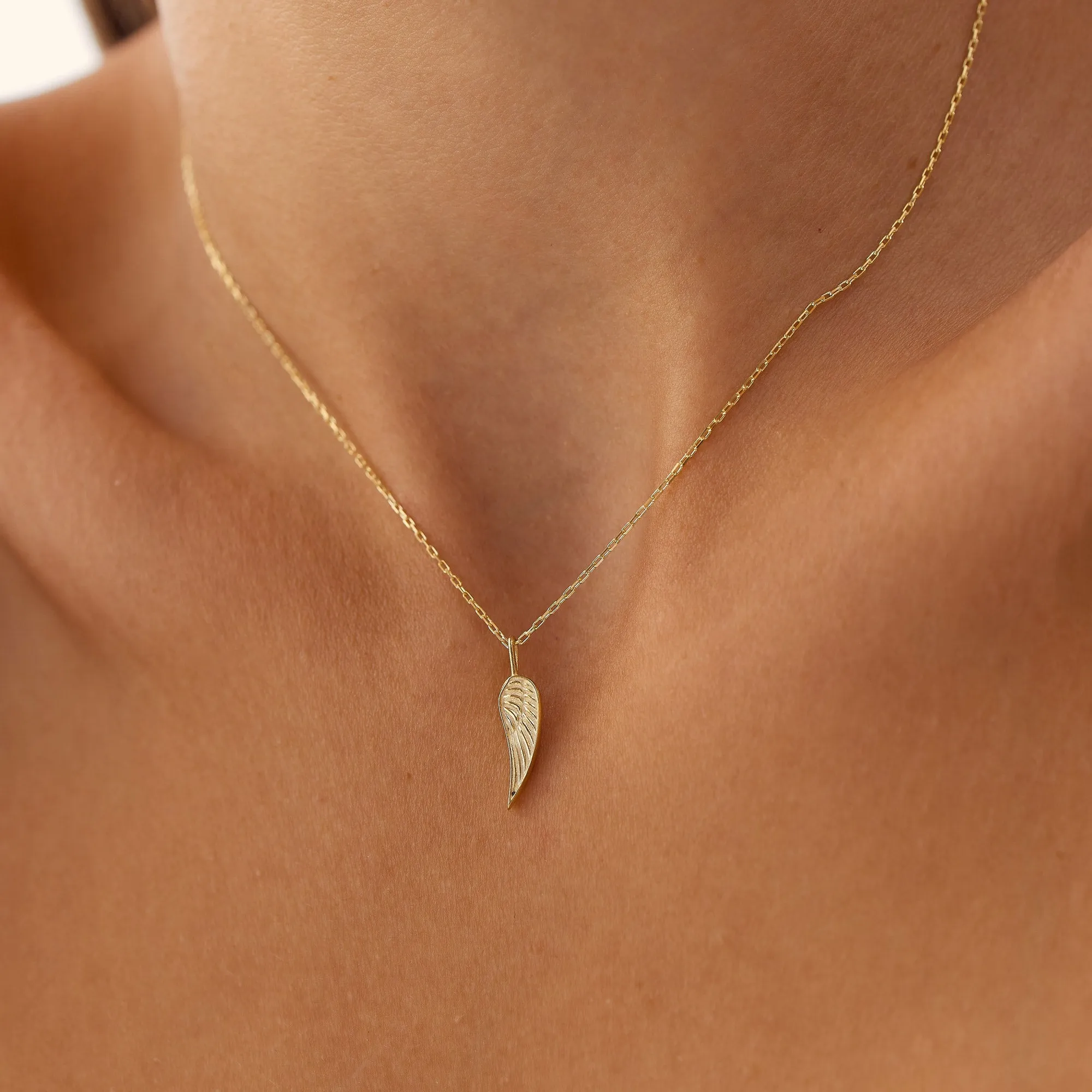 14K Angel Wings Pendant Necklace