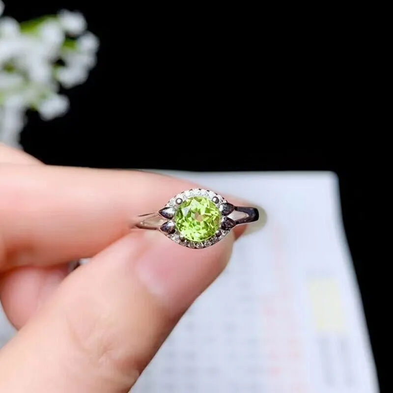 6mm Simple Round Cut Peridot 925 Sterling Silver Ring