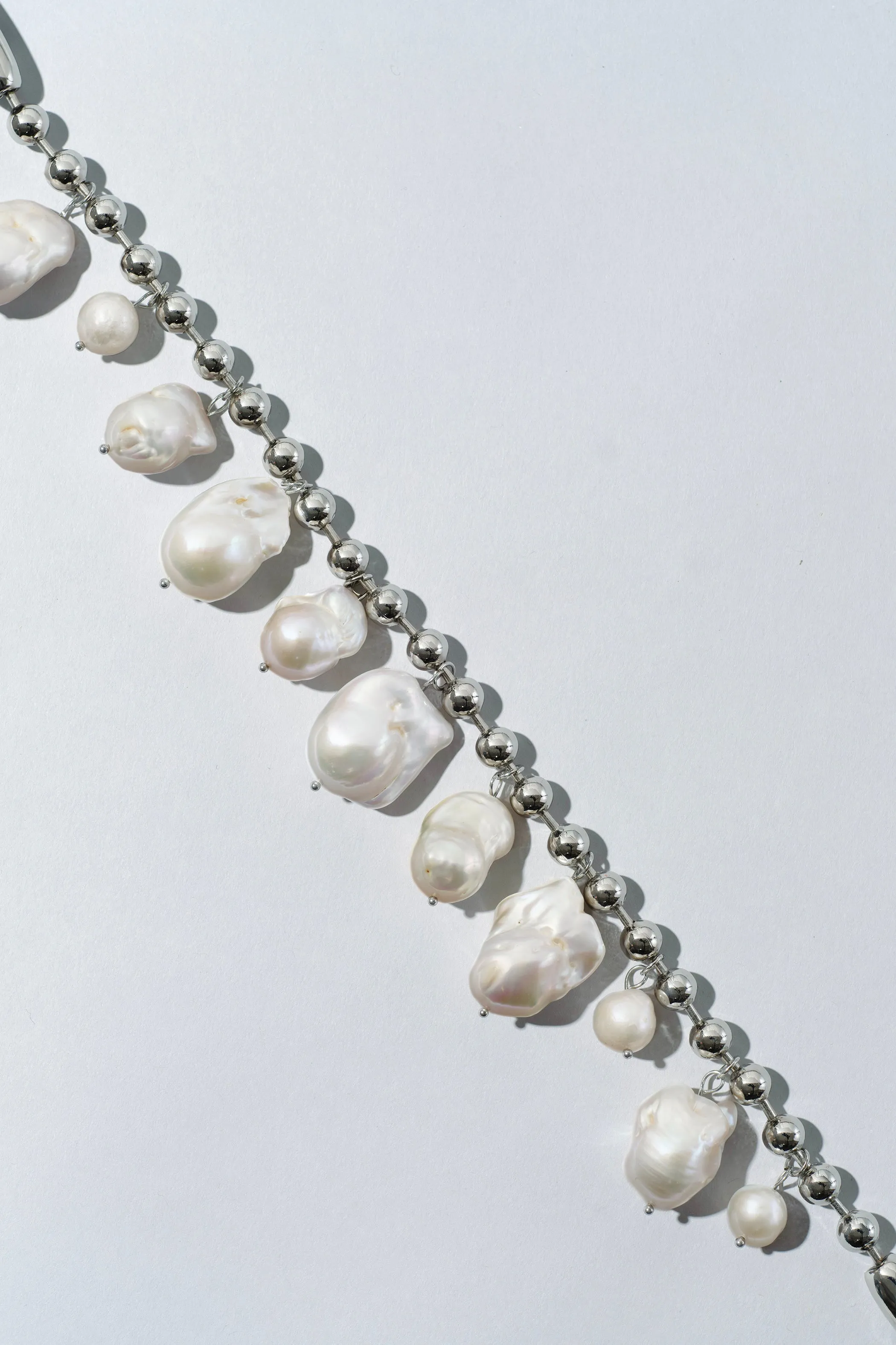 Baroque Pearl Ballchain Wristlet