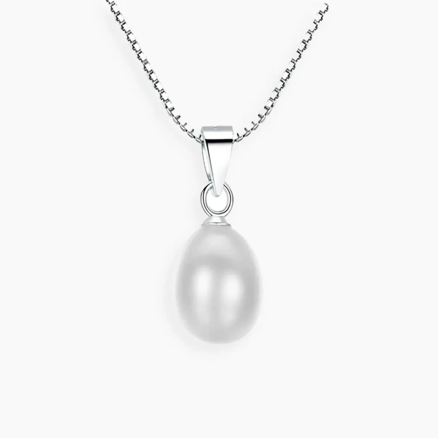 Classic Pearl Pendant in Sterling Silver | Irosk