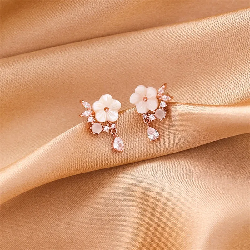 Crystal-Encrusted Floral Water Droplet Stud Earrings