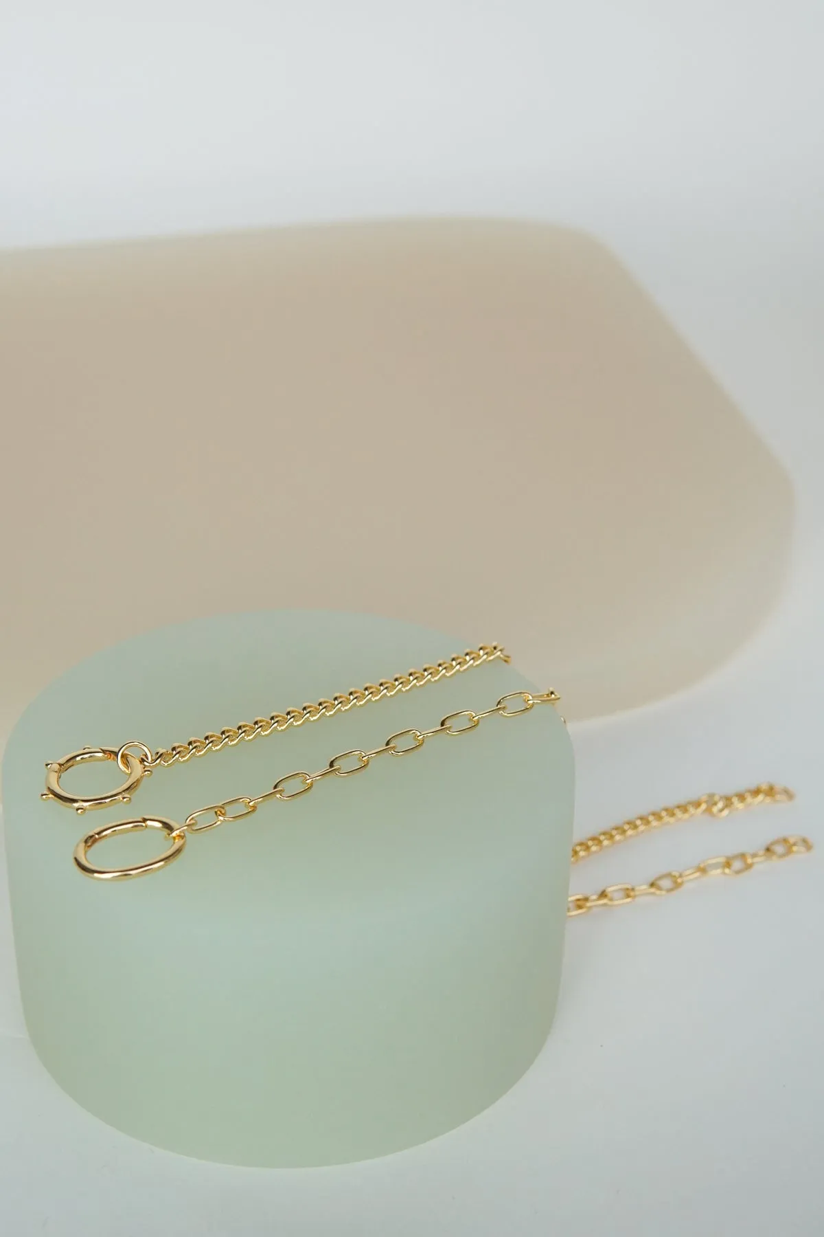 Curb clasp chain gold plated