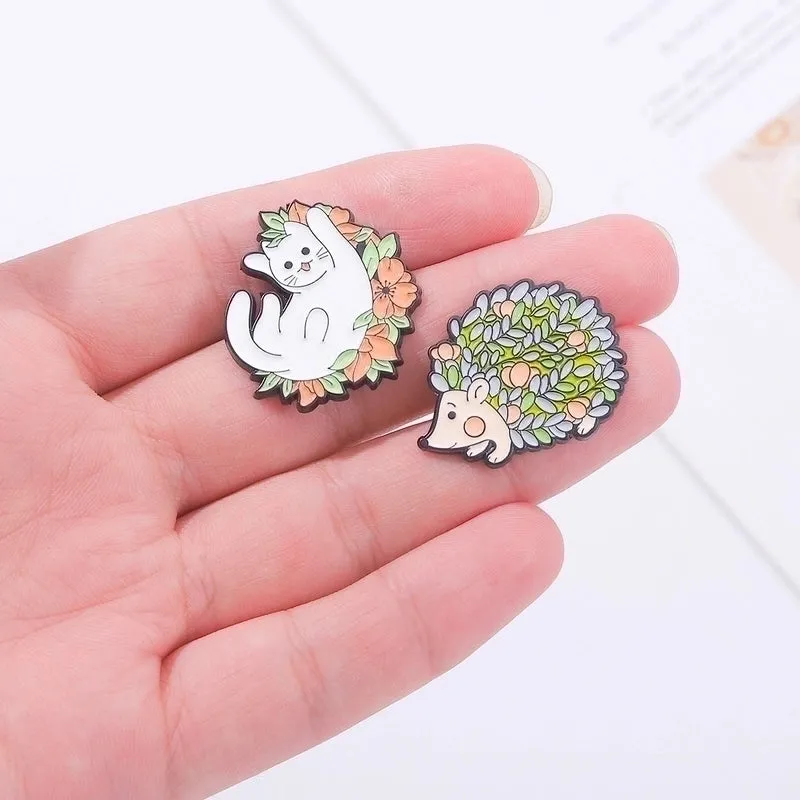 Fashion Pin Hedgehog Cat Frog Alloy Enamel Unisex Brooches