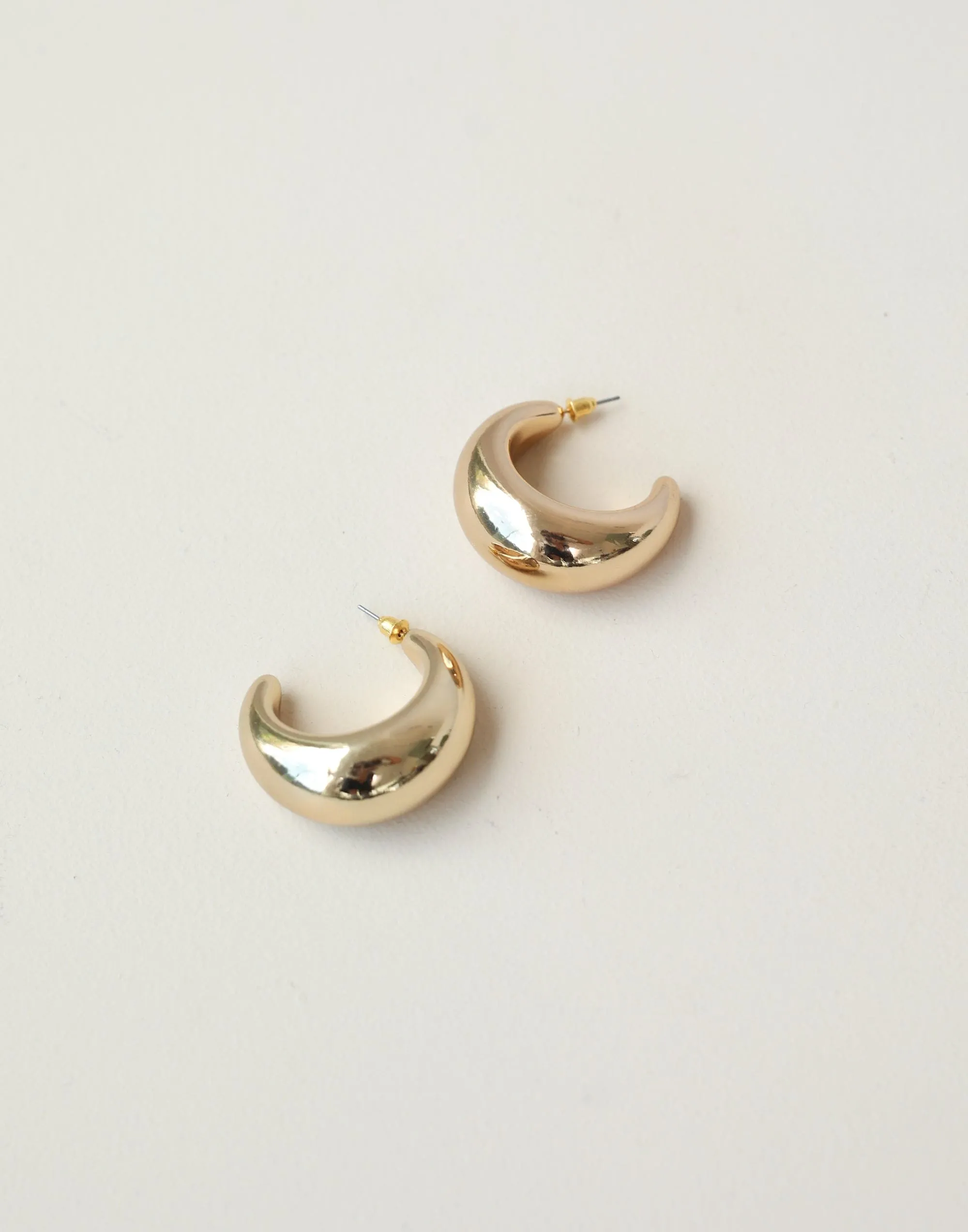 Fia Earrings (Gold)