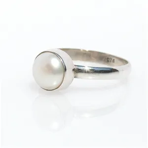 Full Moon Pearl Ring