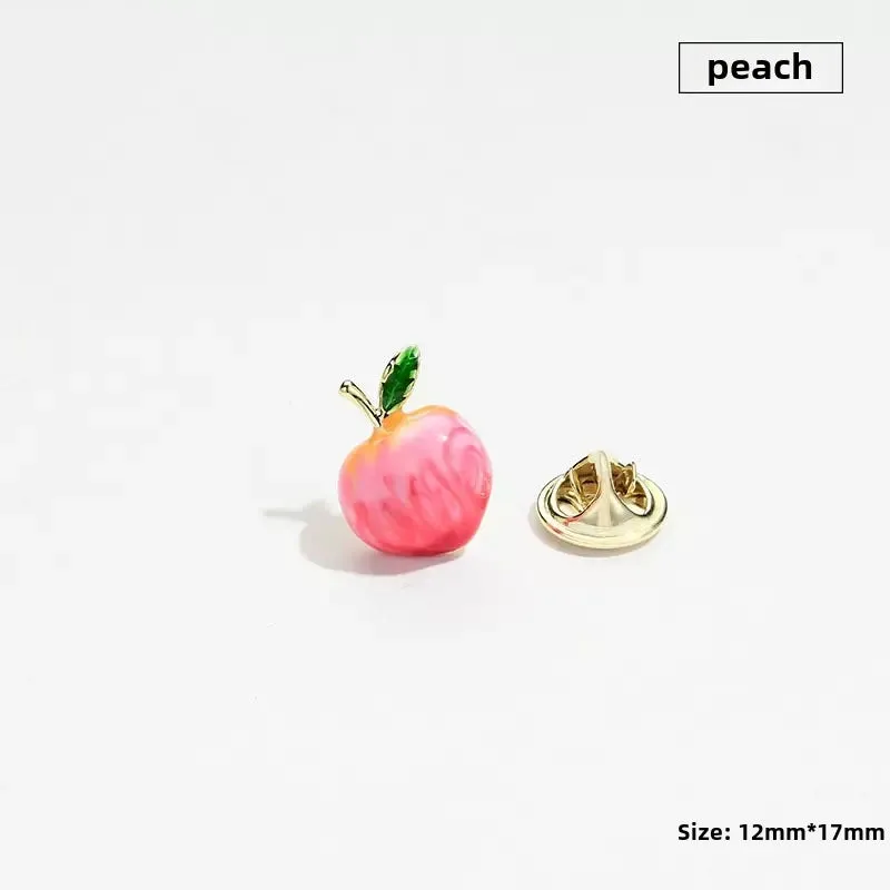 Japanese New Cute Small Strawberry Brooch Personalized Fruit Anti-light Buckle Small Fragrant Style Collar Pin Fashion Accessories Wholesale