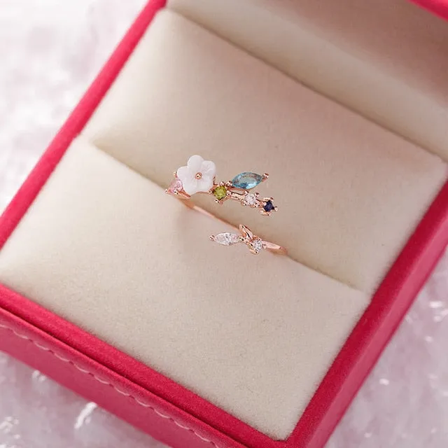 New Exquisite Crystal Flower Ring for Women