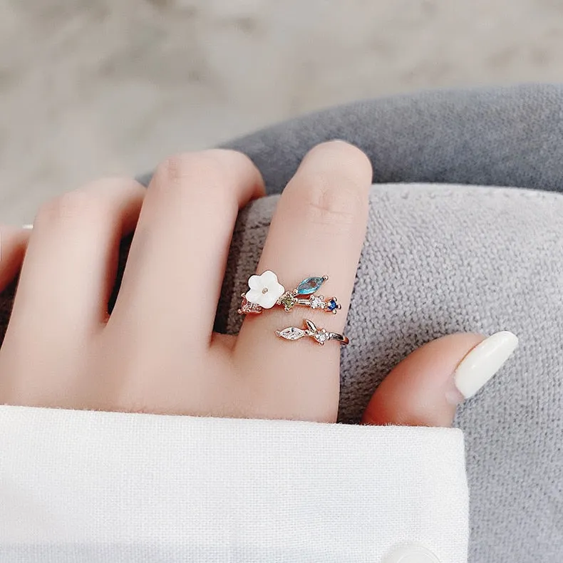 New Exquisite Crystal Flower Ring for Women