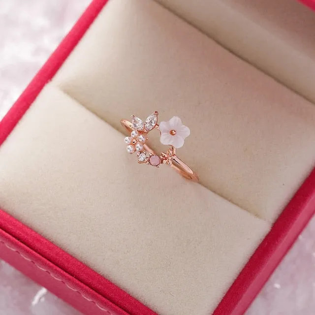 New Exquisite Crystal Flower Ring for Women